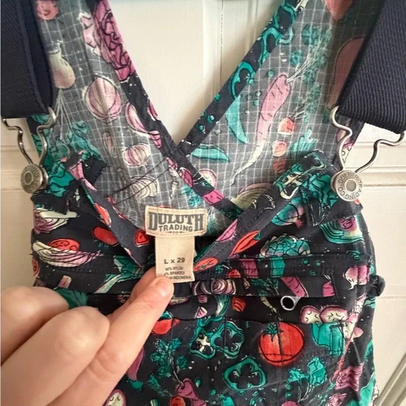 Duluth Trading Co Black and Teal Patterned Jumpsuit - Picture 5 of 6